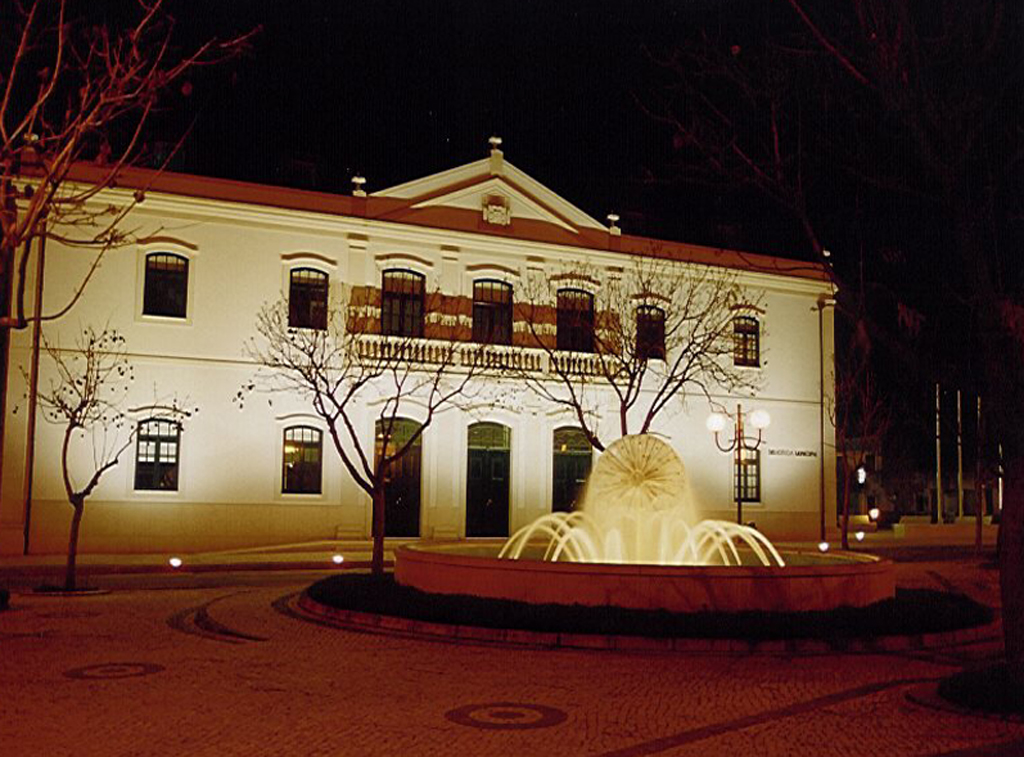 Municipal Library of Oliveira do Bairro